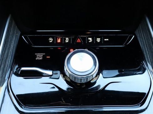 Used 2022 Jeep Wagoneer Series II image 27