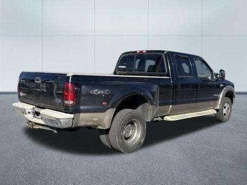 Used 2006 Ford F350 4x4 Crew Cab DRW Super Duty image 2