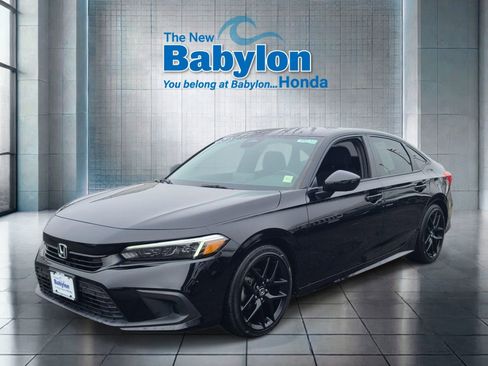 Used 2023 Honda Civic Sport image 1