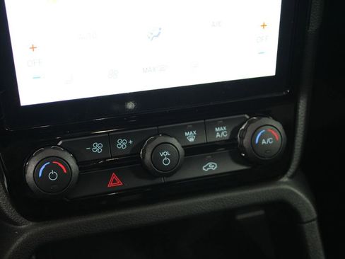 New 2025 Ford Ranger XLT w/ Equipment Group 301A High image 45