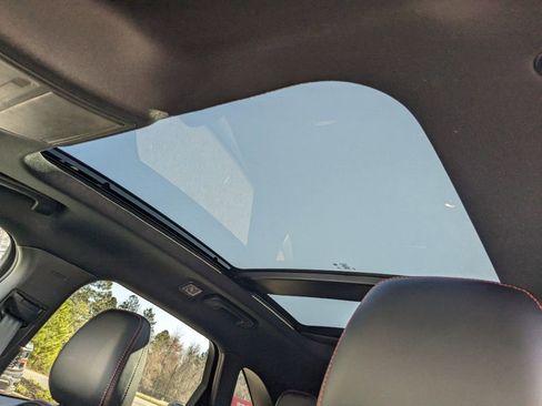 New 2025 Ford Escape ST-Line w/ Equipment Group 301A image 18