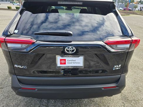 Certified 2025 Toyota RAV4 XLE image 13