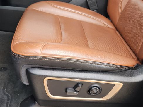 Used 2023 RAM 1500 Limited w/ Body Color Bumper Group image 36