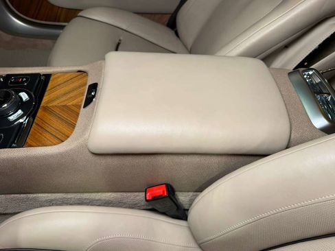 Used 2014 Rolls-Royce Wraith image 26