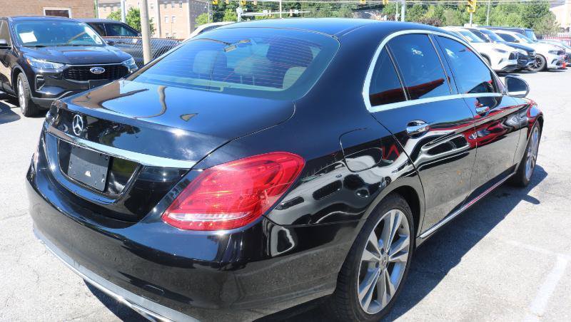 Used 2018 Mercedes-Benz C 300 Sedan w/ Premium Package image 7