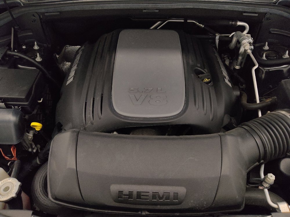 Used 2022 Dodge Durango R/T w/ Tow 'N Go Package AWD/4WD image 30