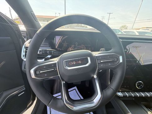 New 2026 GMC Acadia Elevation w/ Elevation Premium Package FWD image 14