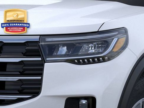 New 2026 Ford Explorer Active image 18