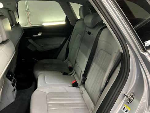 Used 2022 Audi Q5 2.0T Premium w/ Convenience Package image 28