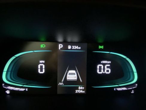 Certified 2026 Hyundai Elantra Sport FWD image 15