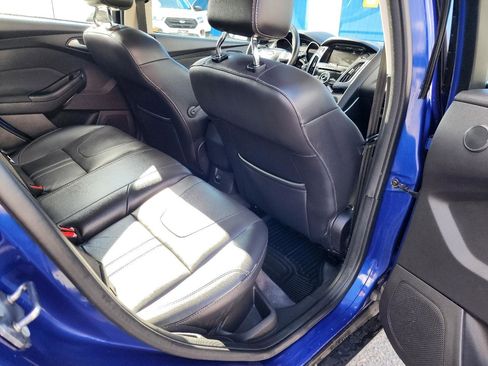 Used 2012 Ford Focus Titanium image 26