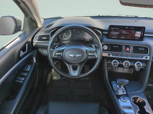 Used 2023 Genesis G70 2.0T AWD/4WD image 11