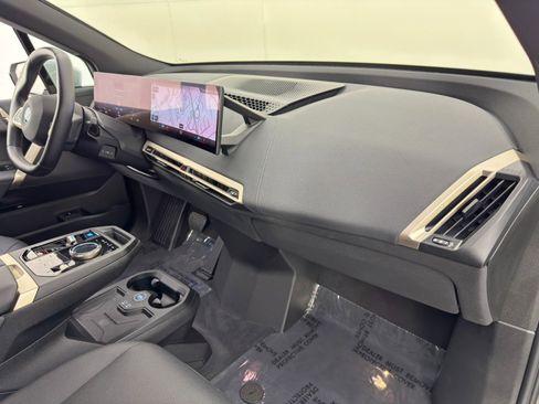Used 2022 BMW iX xDrive50 w/ Sport Package image 14