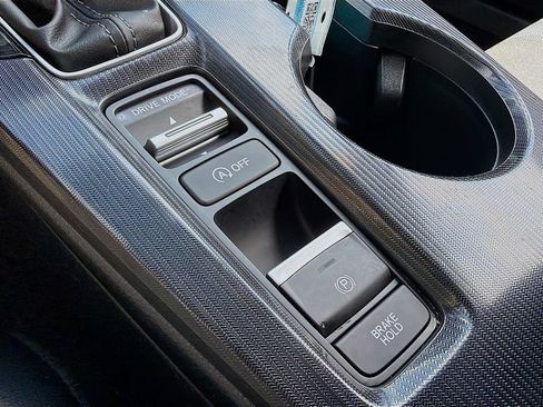 Used 2025 Honda Civic Sport image 32