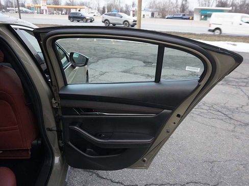 Used 2024 MAZDA MAZDA3 s image 26