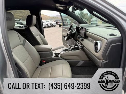 Used 2025 Chevrolet Colorado ZR2 w/ ZR2 Bison Edition AWD/4WD image 36