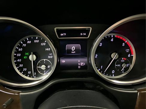 Used 2015 Mercedes-Benz ML 250 BlueTEC 4MATIC w/ Premium 1 Package image 19