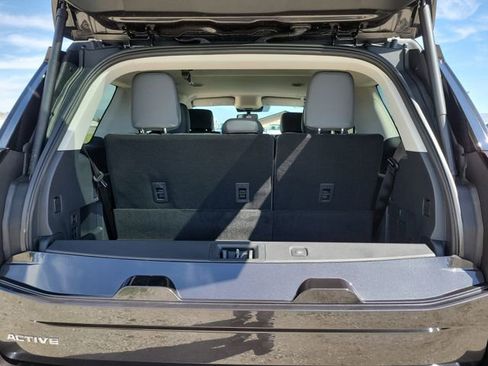 New 2026 Ford Expedition Active image 20