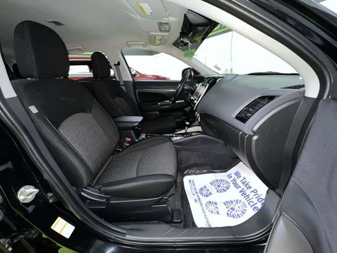 Used 2021 Mitsubishi Outlander Sport SE FWD image 28