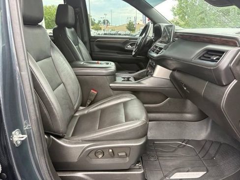 Used 2021 Chevrolet Suburban Z71 AWD/4WD image 21