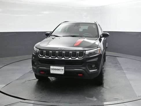 Used 2024 Jeep Compass Trailhawk AWD/4WD image 22