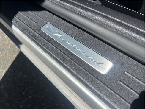 Used 2004 Ford Thunderbird image 14