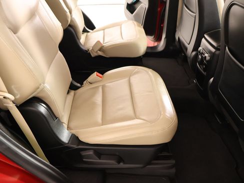 Used 2020 Ford Explorer Limited RWD image 16