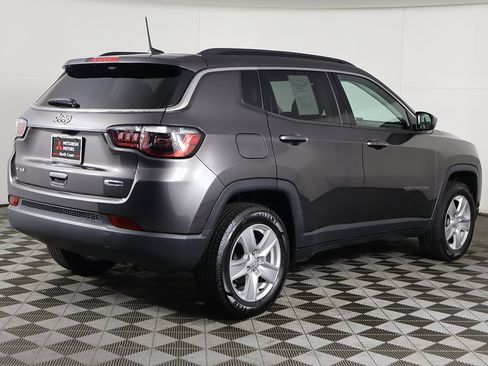 Used 2022 Jeep Compass Latitude w/ Convenience Group image 7