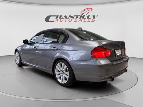 Used 2009 BMW 335i xDrive Sedan image 3