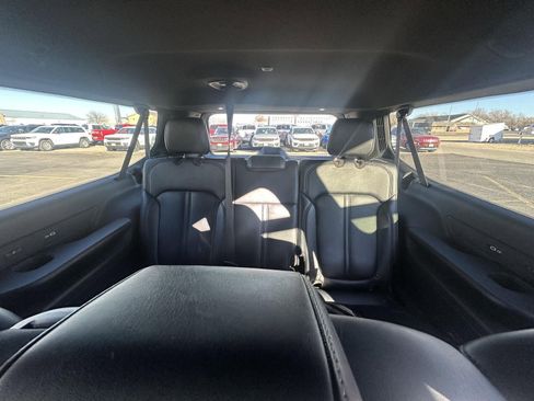 Used 2024 Jeep Wagoneer L Series II w/ Flexible Seating Group image 41