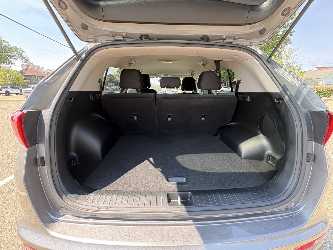 Used 2018 Kia Sportage LX w/ LX Popular Package AWD/4WD image 25