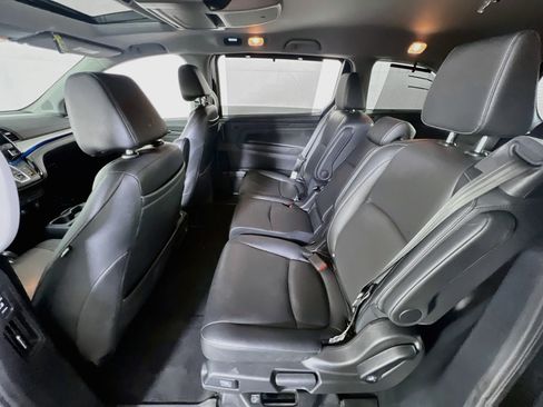 Used 2023 Honda Odyssey Touring image 25