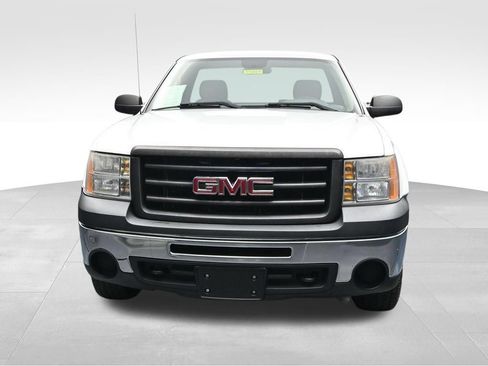 Used 2013 GMC Sierra 1500 W/T AWD/4WD image 8