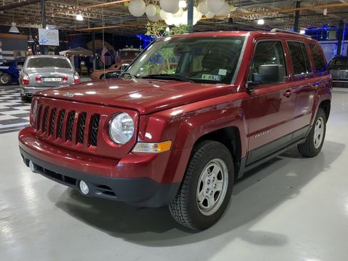 Used 2016 Jeep Patriot Sport w/ Power Value Group image 1