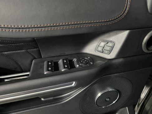 Used 2020 Ford Expedition Platinum image 25