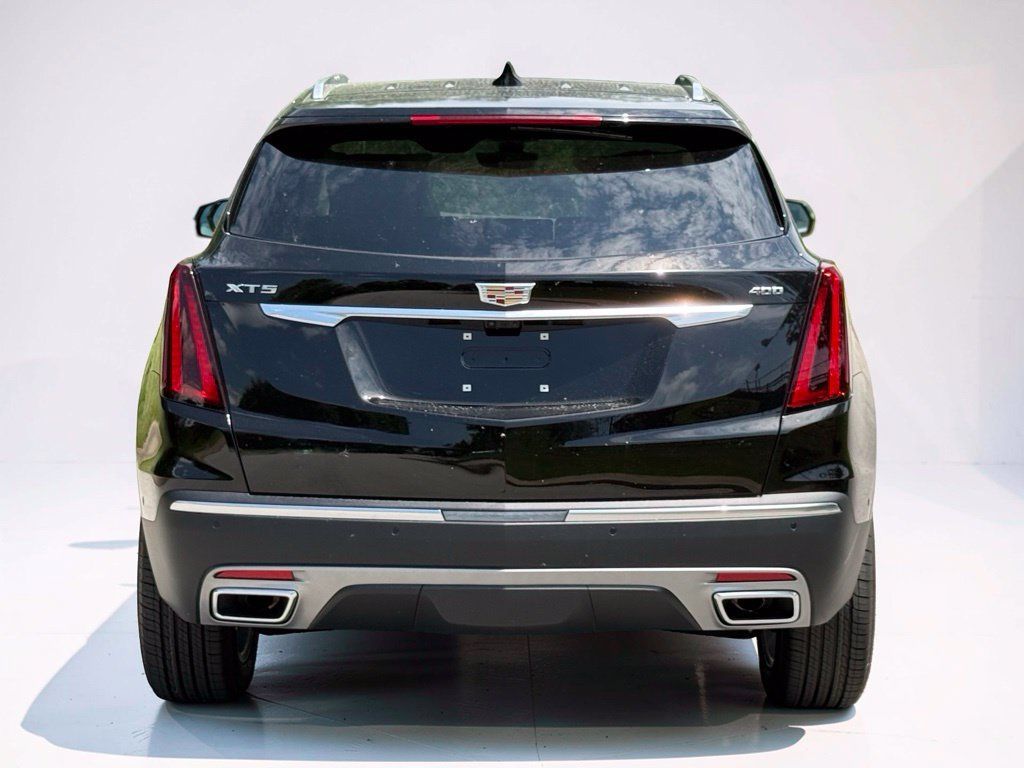 Certified 2026 Cadillac XT5 Premium Luxury w/ Driver Assist Package FWD image 12