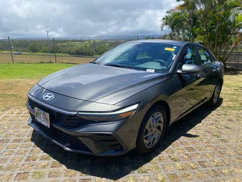 Certified 2024 Hyundai Elantra SEL FWD image 21