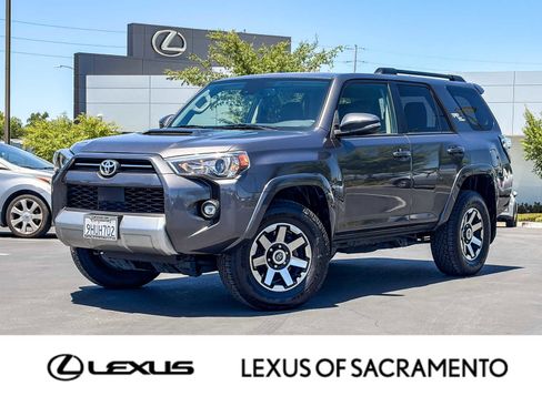 Used 2023 Toyota 4Runner TRD Off-Road Premium w/ Moonroof Package AWD/4WD image 1