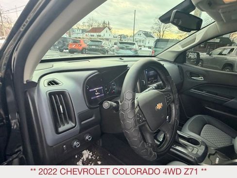 Used 2022 Chevrolet Colorado Z71 image 12