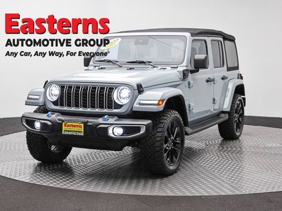 Used 2024 Jeep Wrangler Unlimited Sahara w/ Technology Group
