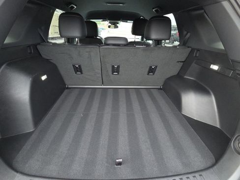 New 2026 Chevrolet Equinox LT w/ Convenience Package II FWD image 32