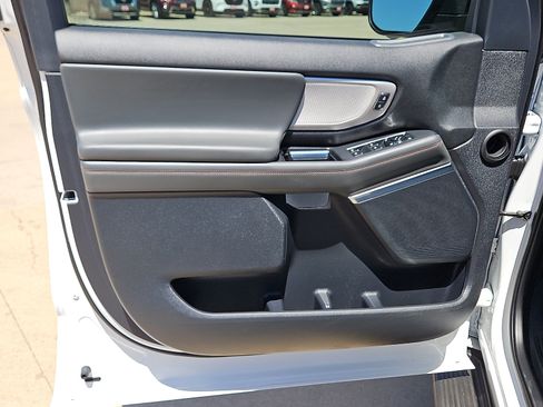 Used 2025 Ford Expedition Max Active AWD/4WD image 14