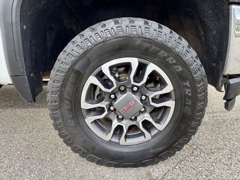 Used 2021 GMC Sierra 2500 SLE w/ SLE Value Package; image 44