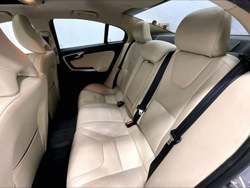 Used 2018 Volvo S60 T5 Dynamic w/ Vision Package FWD image 26