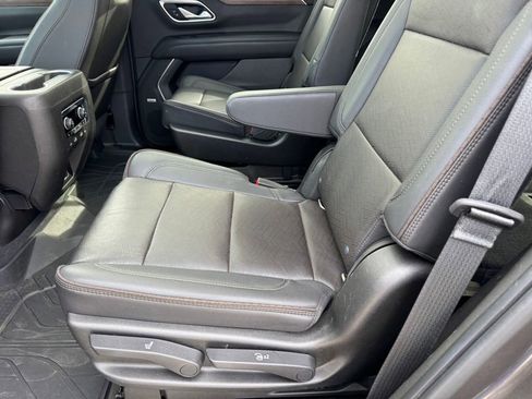 Used 2021 Chevrolet Tahoe High Country image 12