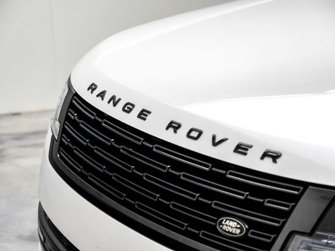 Used 2023 Land Rover Range Rover SE AWD/4WD image 31
