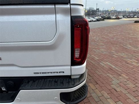 Used 2022 GMC Sierra 2500 Denali w/ Denali Ultimate Package image 11