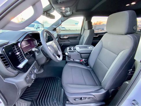 New 2026 Chevrolet Silverado 1500 LT image 30