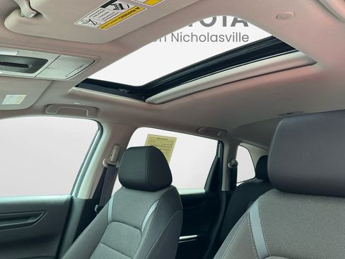 Used 2025 Honda CR-V EX image 23