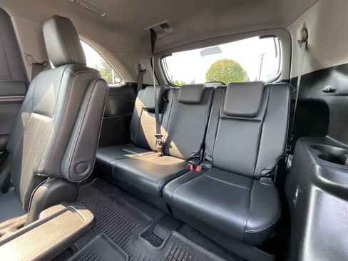 Used 2014 Toyota Highlander Limited w/ Driver Technology Package AWD/4WD image 14